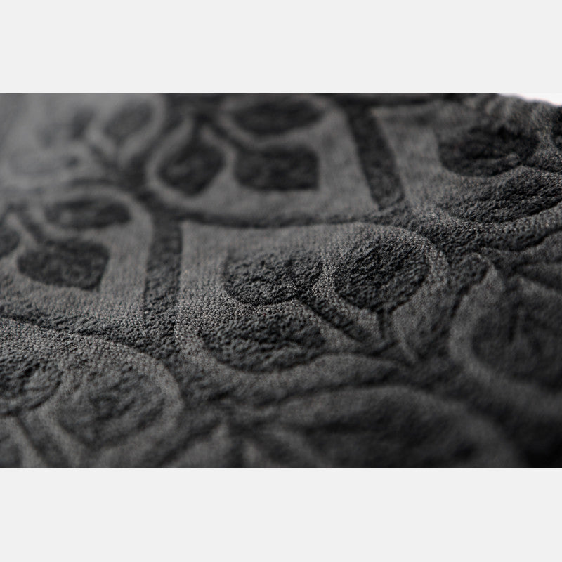 Yaro Fastvikle - La Vita Contra Beach Towel All Black