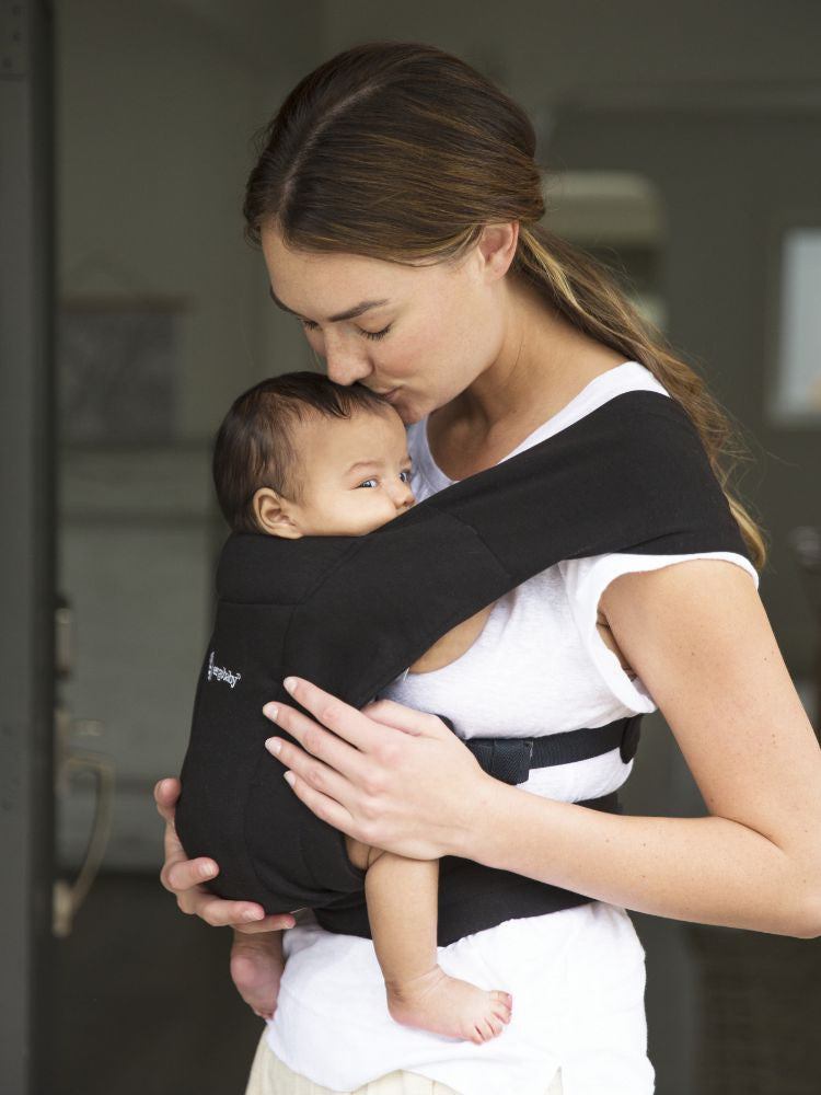 Ergobaby Embrace bæresele - Pure Black